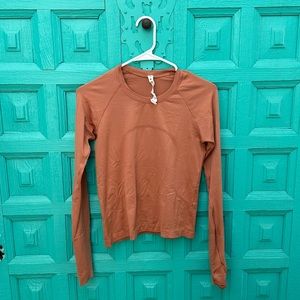 Lululemon swiftly tech long sleeve race length